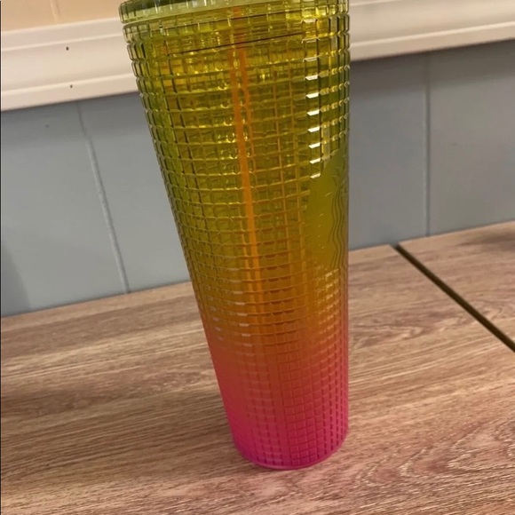 Starbucks Tumbler summer 2022 - Picture 2 of 4